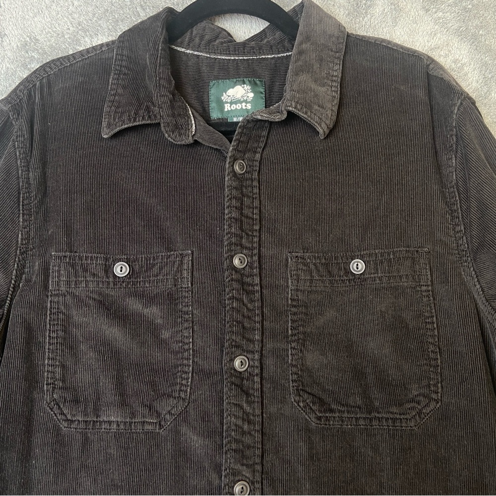 Roots Men’s 100% Cotton Black Corduroy Button Down Shirt Size Medium Classic - Picture 3 of 16